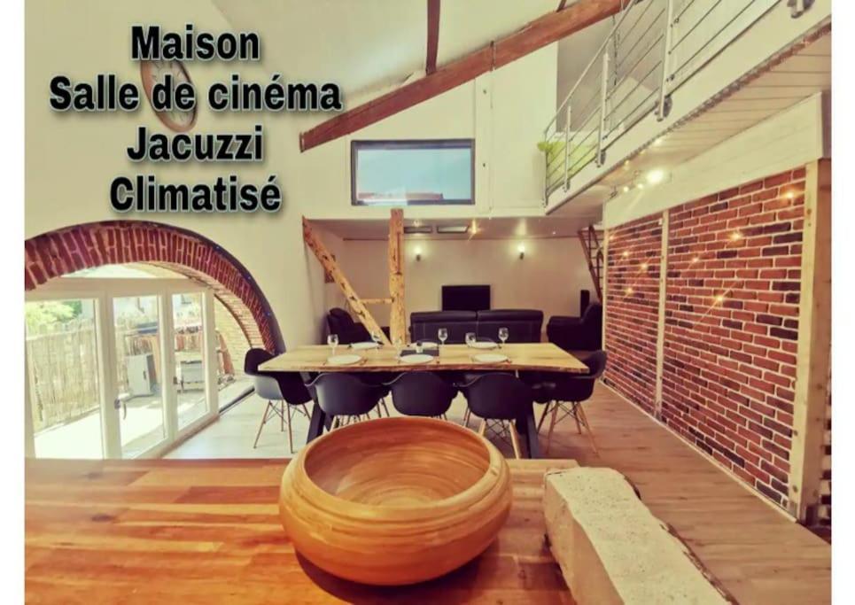 Maison De Village, Jacuzzi, Salle Cinema Valencin المظهر الخارجي الصورة