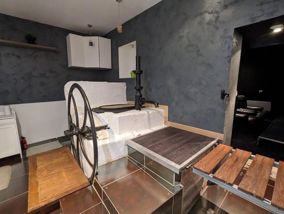 Maison De Village, Jacuzzi, Salle Cinema Valencin المظهر الخارجي الصورة